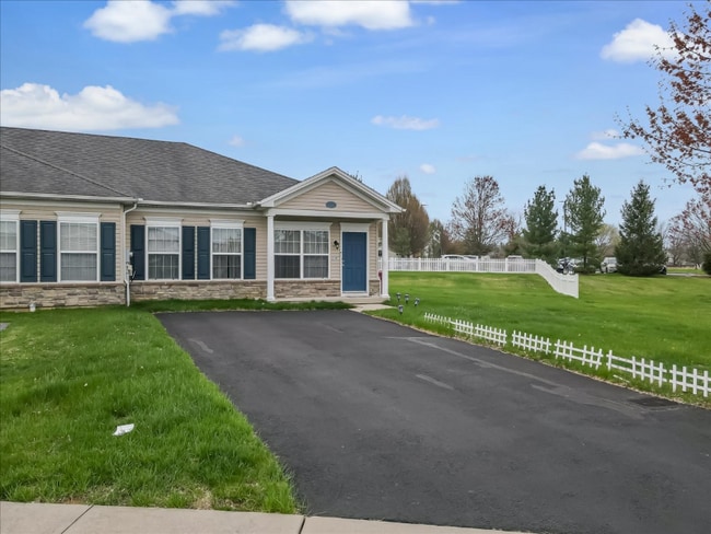 property at 218 Huntington Ln