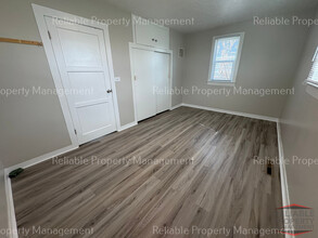 675 College St in Idaho Falls, ID - Foto de edificio - Building Photo