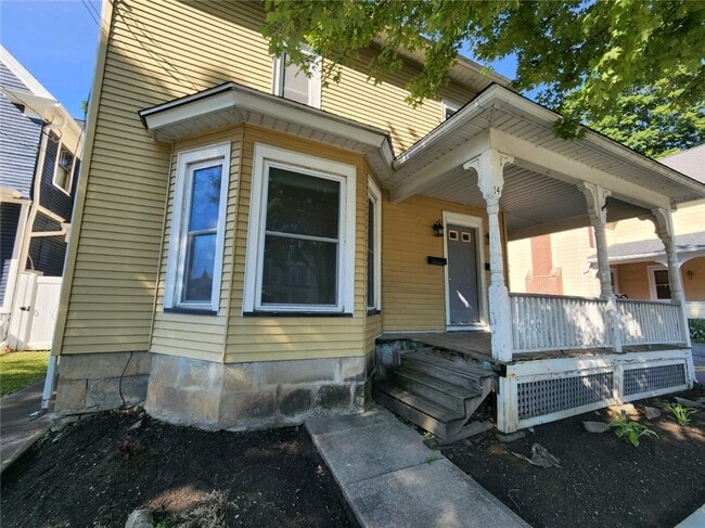 14 Monroe St in Honeoye Falls, NY - Building Photo - Building Photo