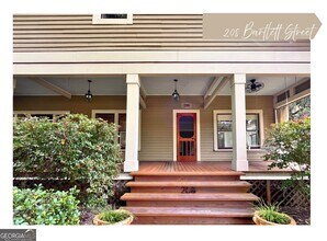 208 Bartlett St in St. Marys, GA - Building Photo - Building Photo