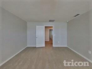 15669 Palfrey Chase Dr in Jacksonville, FL - Foto de edificio - Building Photo