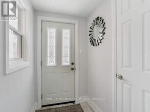 532 Jane St in Toronto, ON - Building Photo - Building Photo