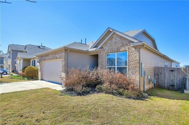 10504 Crescendo Ln in Austin, TX - Building Photo - Building Photo