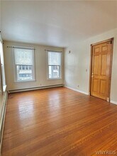 669 Potomac Ave in Buffalo, NY - Building Photo - Building Photo