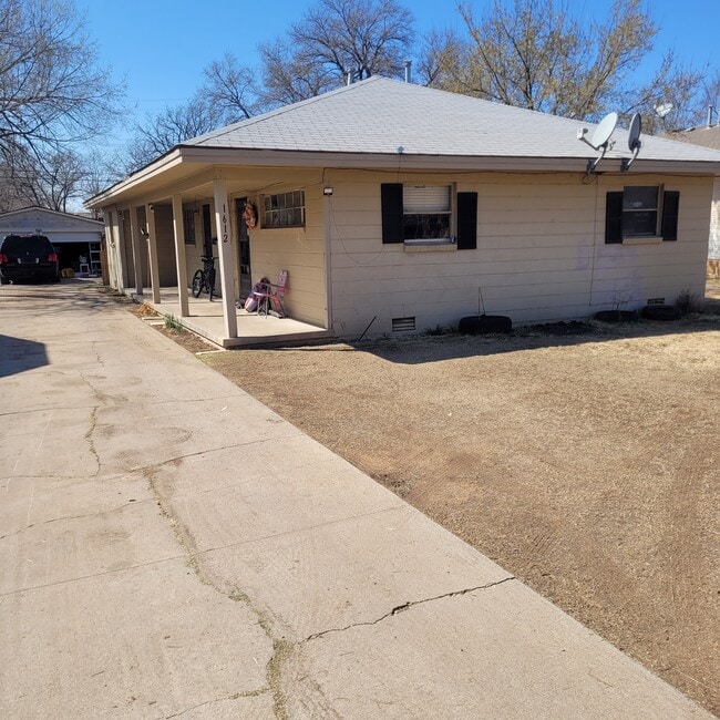 1612 S Hughes St in Amarillo, TX - Building Photo - Building Photo