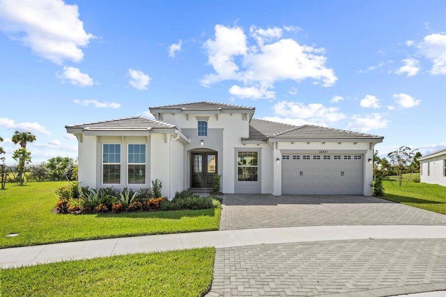 14421 Spruce Pne Dr, Unit 3B in Westlake, FL - Foto de edificio