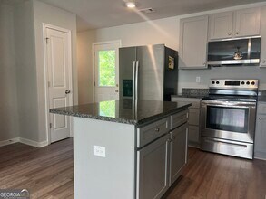 431 Camella Cir in Mcdonough, GA - Building Photo - Building Photo