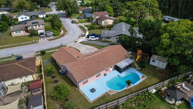 113 Sandalwood Way in Longwood, FL - Foto de edificio - Building Photo