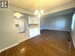 1239 Norfolk Ave in Sarnia, ON - Building Photo - Building Photo