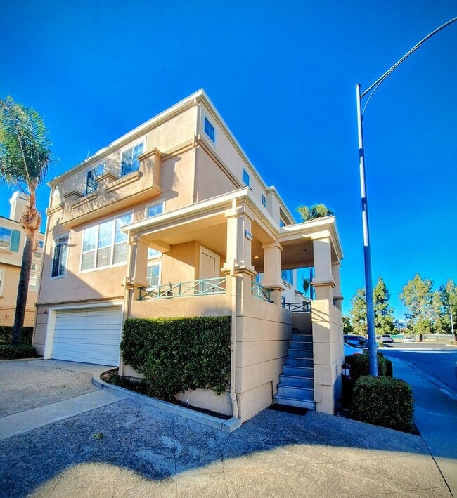 property at 1499 Gingerwood Dr