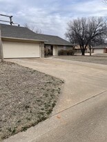 4202 Concord Pl in Enid, OK - Building Photo