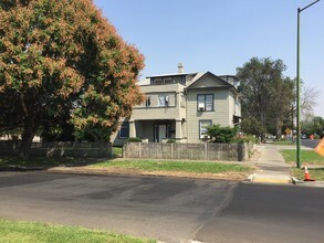 201 N Naches Ave in Yakima, WA - Building Photo - Building Photo