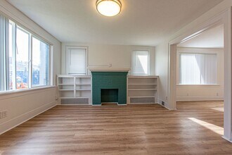 106-108 N 38th St in Omaha, NE - Building Photo - Building Photo