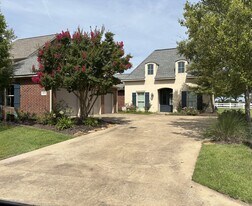 4150 Primrose Dr in Lake Charles, LA - Building Photo