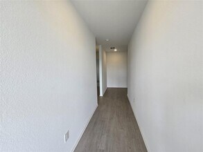 12920 Eastland Dr in Mustang Ridge, TX - Building Photo - Building Photo