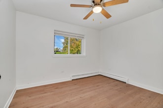 515 Pasadena Ave in Crest Hill, IL - Building Photo - Building Photo
