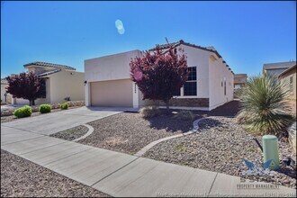 14664 Sunny Land in El Paso, TX - Building Photo - Building Photo