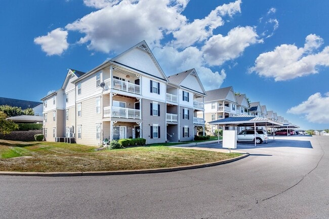 12301 Spring Creek Ln in O'Fallon, MO - Building Photo - Building Photo