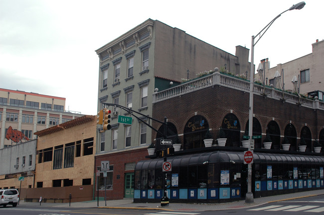 94 River St in Hoboken, NJ - Building Photo - Building Photo