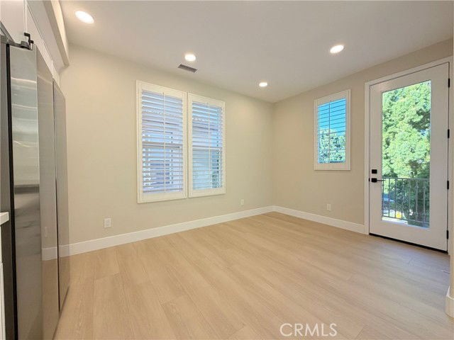 302 Tall Oak in Irvine, CA - Building Photo - Building Photo