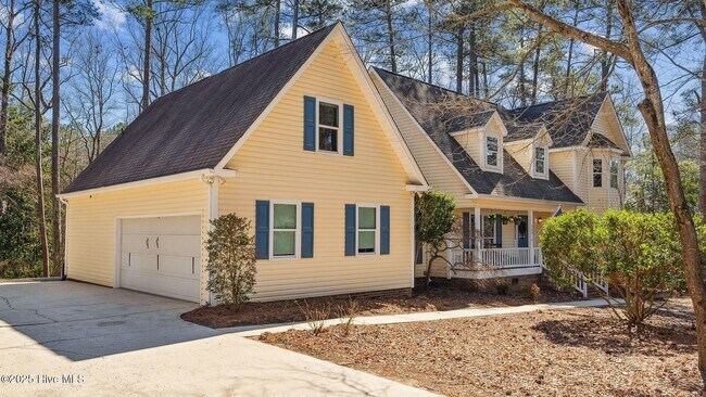 265 S Bethesda Rd in Southern Pines, NC - Building Photo - Building Photo