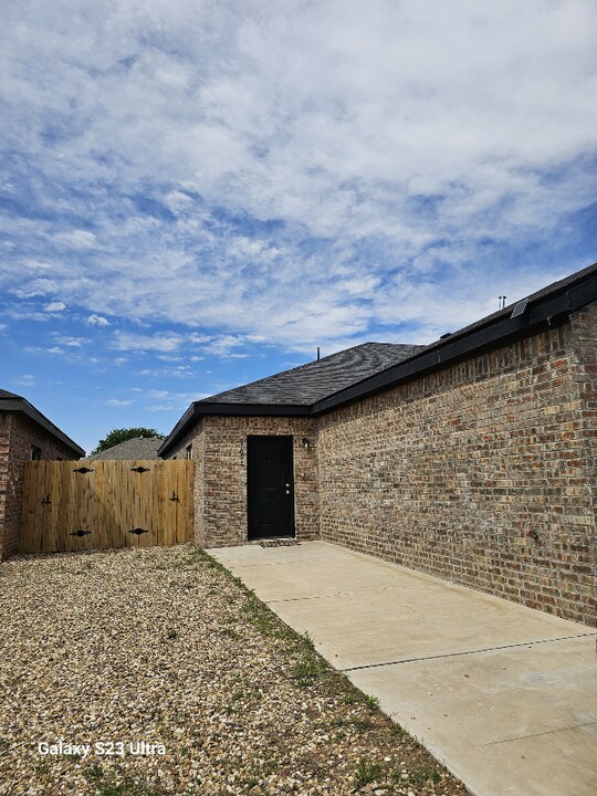 5709 Kemper St in Lubbock, TX - Building Photo
