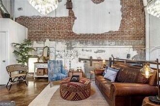 650 Glen Iris Dr NE, Unit 3 in Atlanta, GA - Building Photo - Building Photo