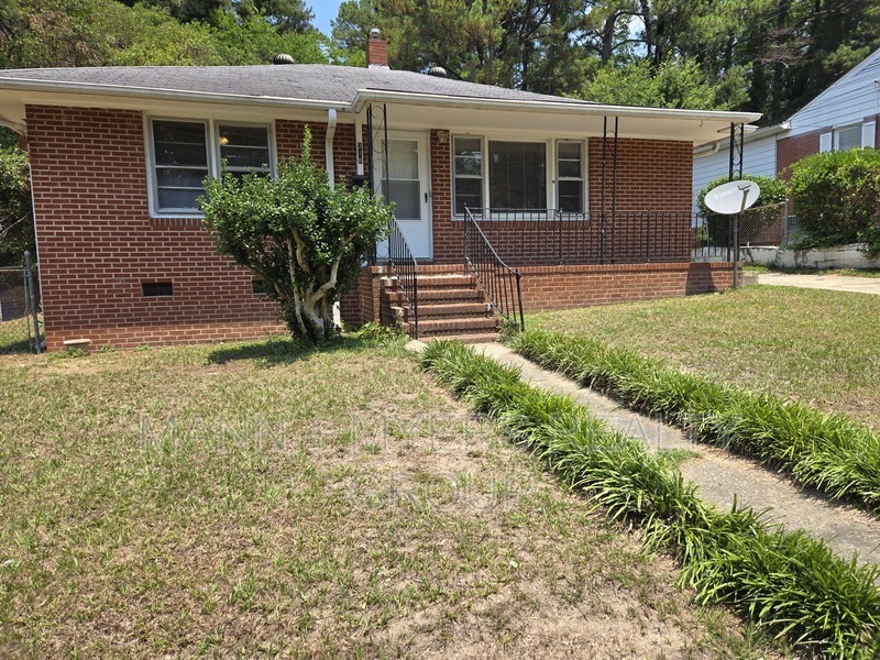 218 Langdon St in Fayetteville, NC - Building Photo