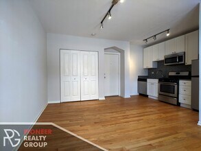 2838 W Palmer St, Unit 310 in Chicago, IL - Building Photo - Building Photo