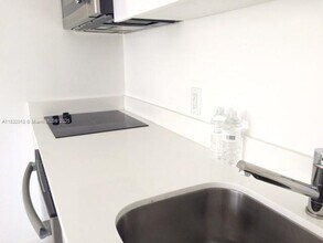 801 15th St in Miami Beach, FL - Building Photo - Building Photo
