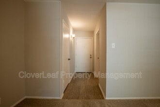 6000 Evers Rd in San Antonio, TX - Building Photo - Building Photo