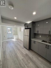 4 Cutters Crescent in Brampton, ON - Building Photo - Building Photo