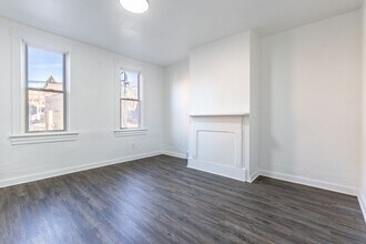 522 E Warrington Ave in Pittsburgh, PA - Building Photo - Building Photo