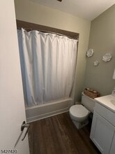 4 Keystone Ct in Vernon, NJ - Building Photo - Building Photo