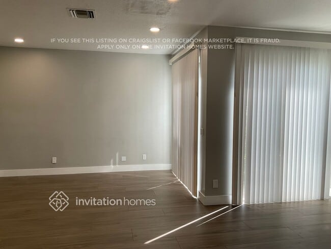 5828 NW 120th Ave in Coral Springs, FL - Building Photo - Building Photo