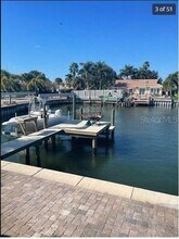 2001 Hawaii Ave NE in St. Petersburg, FL - Building Photo - Building Photo
