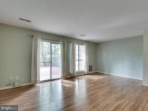 8461 Diablo Ct in Alexandria, VA - Building Photo - Building Photo