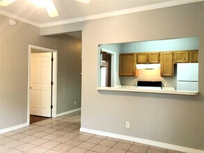 110 N School Ave-Unit -1 in Fayetteville, AR - Building Photo - Building Photo