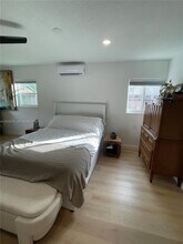 2421 SW 26th Terrace in Miami, FL - Building Photo - Building Photo