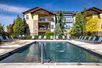 Retreat at Union Square in Boise, ID - Foto de edificio - Building Photo