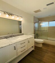 4120 SW 69th Ave in Miami, FL - Building Photo - Building Photo