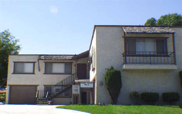 9210 Wheeler Ct in Fontana, CA - Building Photo - Building Photo