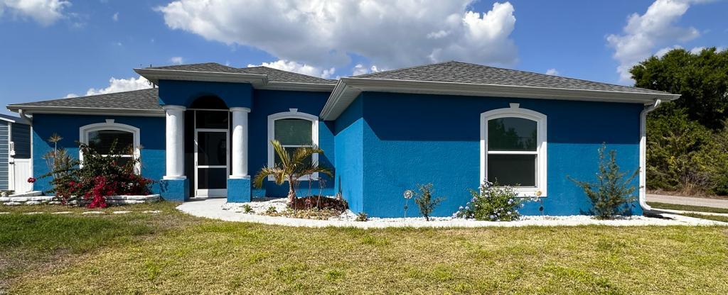 13280 Foresman Blvd in Port Charlotte, FL - Building Photo