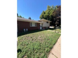 700 E Eastman Ave in Englewood, CO - Building Photo