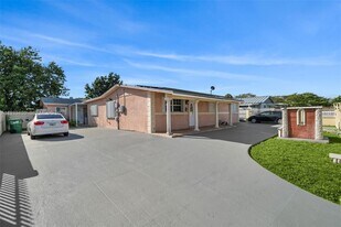 11620 SW 179th Terrace in Miami, FL - Building Photo