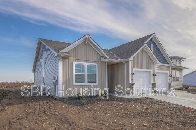 property at 27402 E Oak View Dr