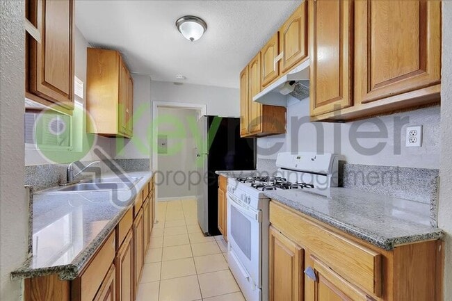 property at 2611 Alhambra Blvd