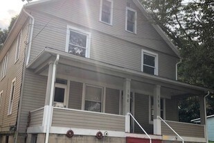 196 Southmont Blvd Apartments