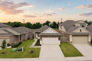 6403 Principale Dr in Pflugerville, TX - Building Photo