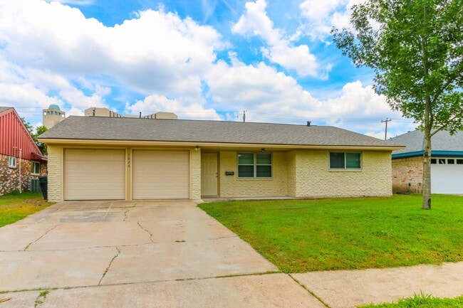7626 Troulon Dr